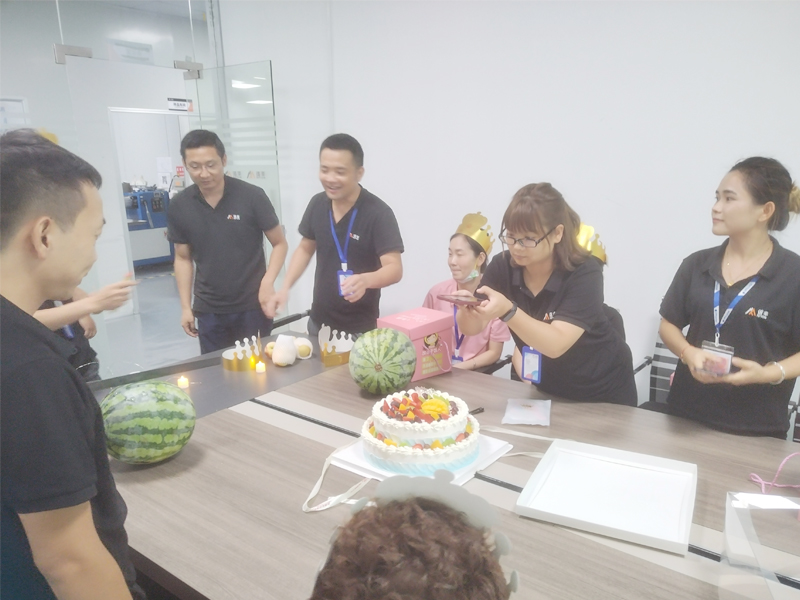 諾豐導熱生日會現場|時光雋永,回憶綿長,諾豐導熱以生日之名,共筑美好時光