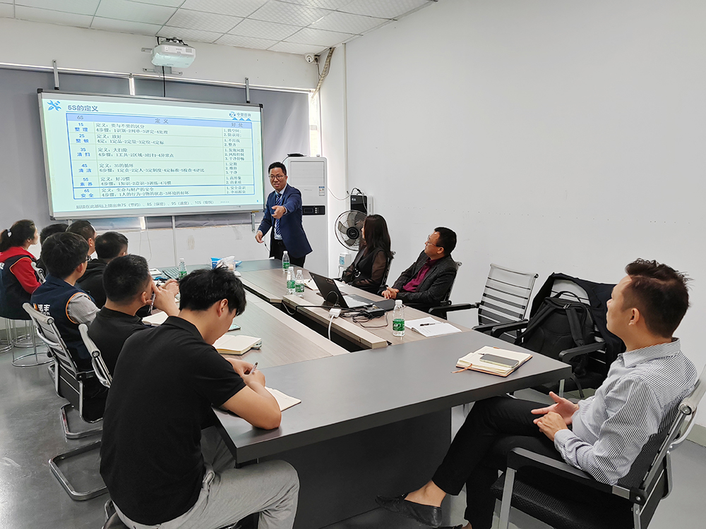 著力提升企業(yè)管理創(chuàng)新能力！諾豐導熱材料企業(yè)開展精益管理培訓 為企業(yè)賦能添力